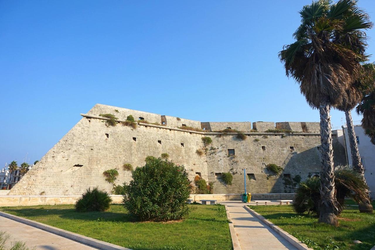 Holithªy Molª Acomodação com café da manhã Mola di Bari Exterior foto