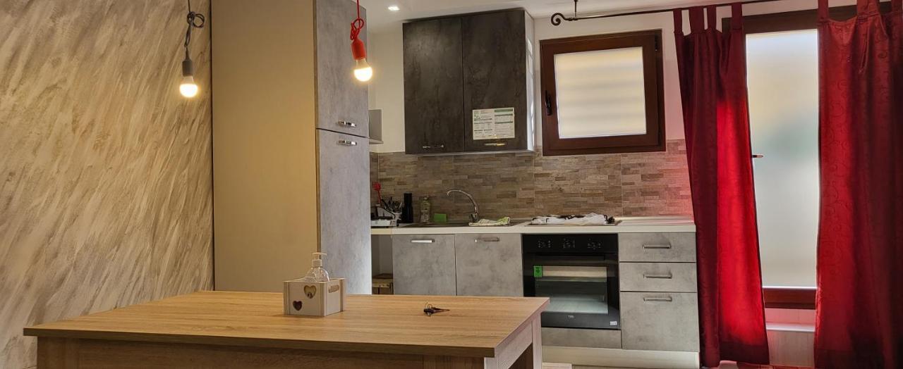 Holithªy Molª Acomodação com café da manhã Mola di Bari Exterior foto